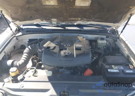 2005 Toyota 4Runner Limited V6 from USA, damaged, VIN JTEZU17R458037241